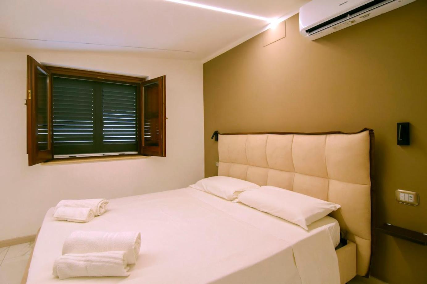 Belma Aparthotel And Rooms Marina di Camerota Eksteriør billede